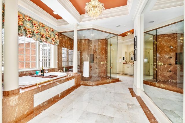 8500 Kugler Mill Road, Indian Hill, OH 45243