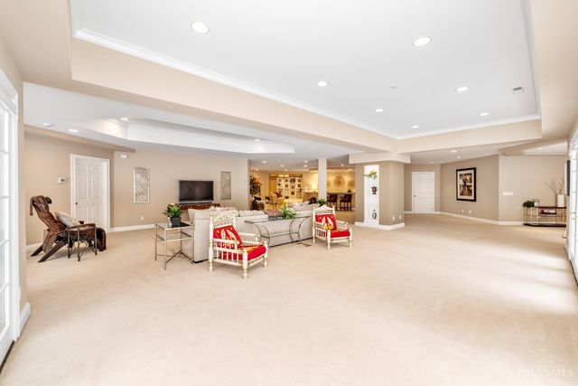 8500 Kugler Mill Road, Indian Hill, OH 45243