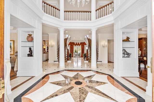 8500 Kugler Mill Road, Indian Hill, OH 45243