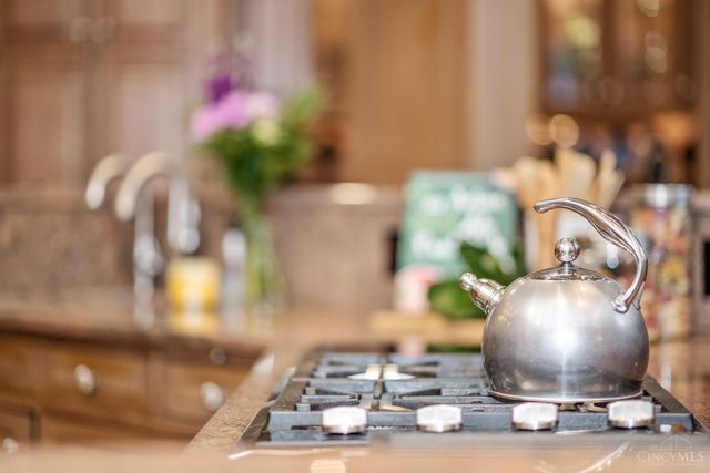 8500 Kugler Mill Road, Indian Hill, OH 45243