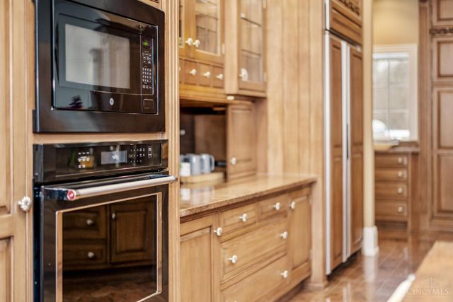 8500 Kugler Mill Road, Indian Hill, OH 45243