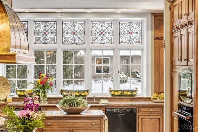 8500 Kugler Mill Road, Indian Hill, OH 45243