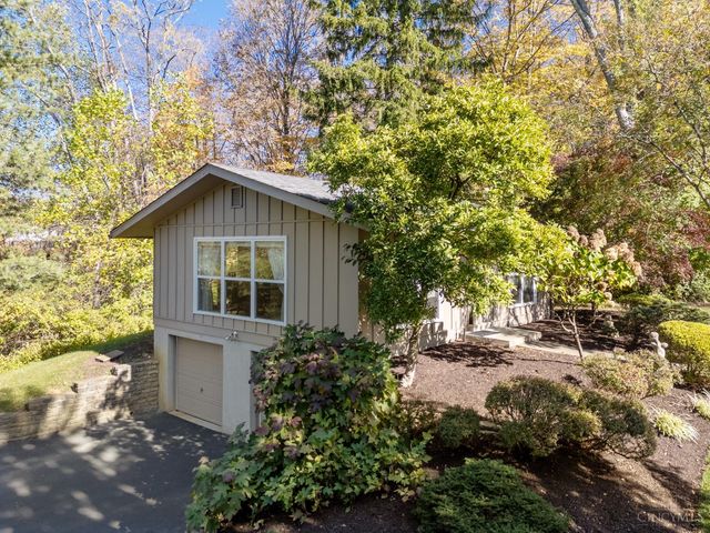 8500 Kugler Mill Road, Indian Hill, OH 45243