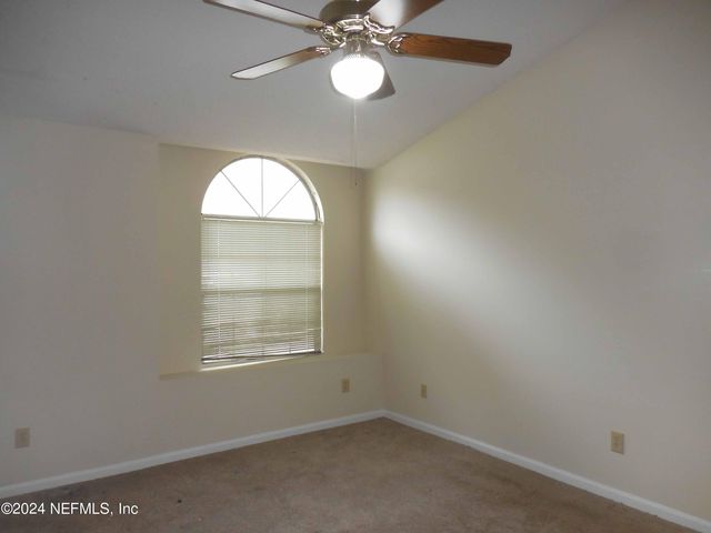 2942 ROCKFORD FALLS Drive N, Jacksonville, FL 32224