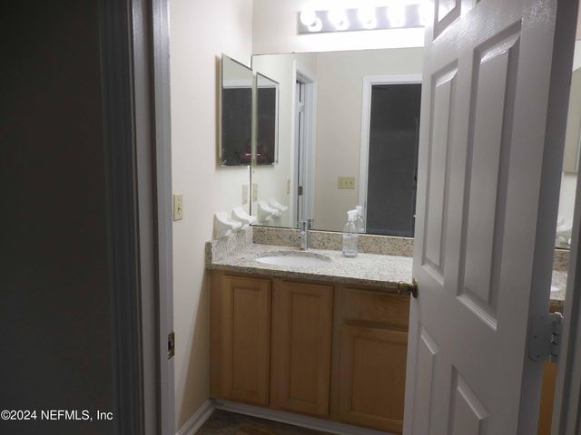 2942 ROCKFORD FALLS Drive N, Jacksonville, FL 32224