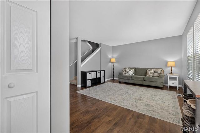 627 Hunt Run Drive, Wentzville, MO 63385