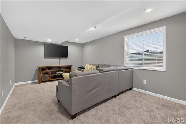 627 Hunt Run Drive, Wentzville, MO 63385