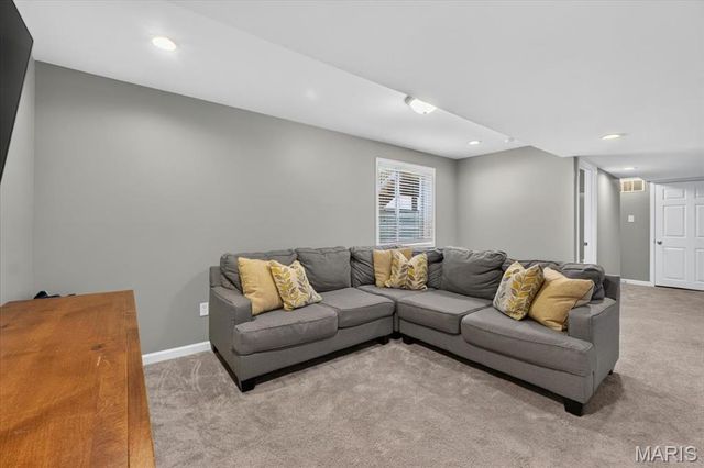 627 Hunt Run Drive, Wentzville, MO 63385