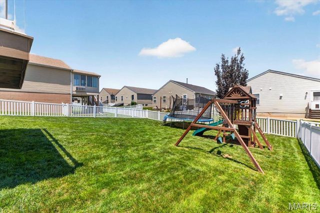 627 Hunt Run Drive, Wentzville, MO 63385
