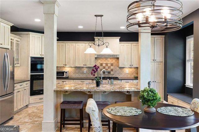 404 Billings Farm Drive, Canton, GA 30115