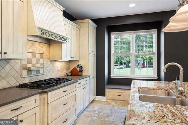 404 Billings Farm Drive, Canton, GA 30115