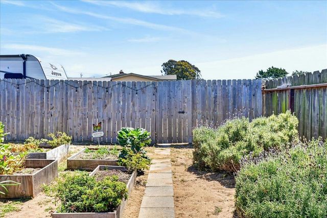 3182 Vista Del Camino, Marina, CA 93933