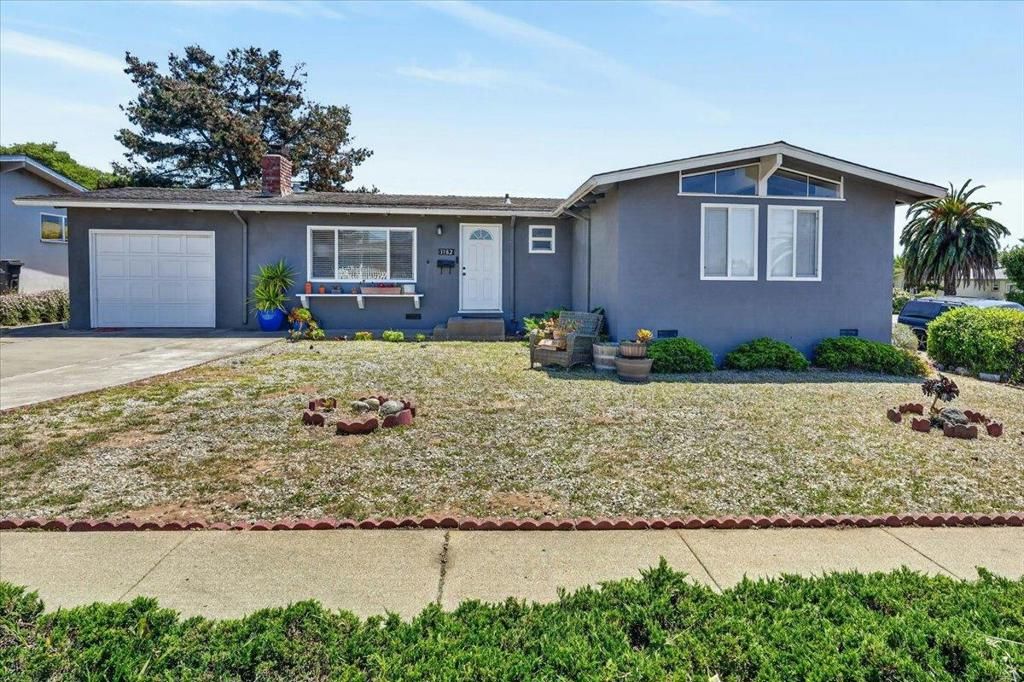 3182 Vista Del Camino, Marina, CA 93933