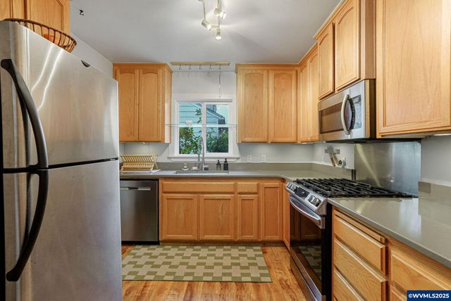 1575 19th St NE, Salem, OR 97301