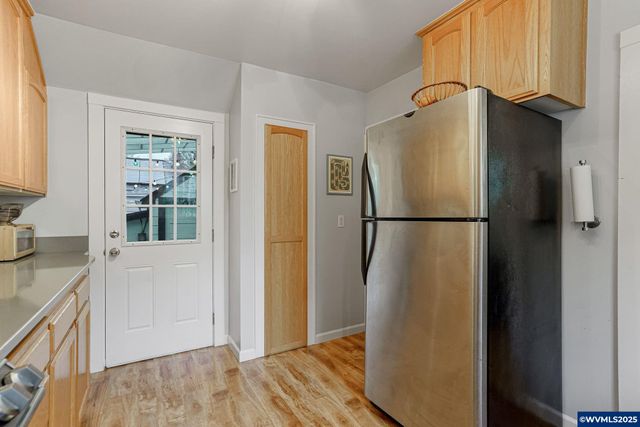 1575 19th St NE, Salem, OR 97301