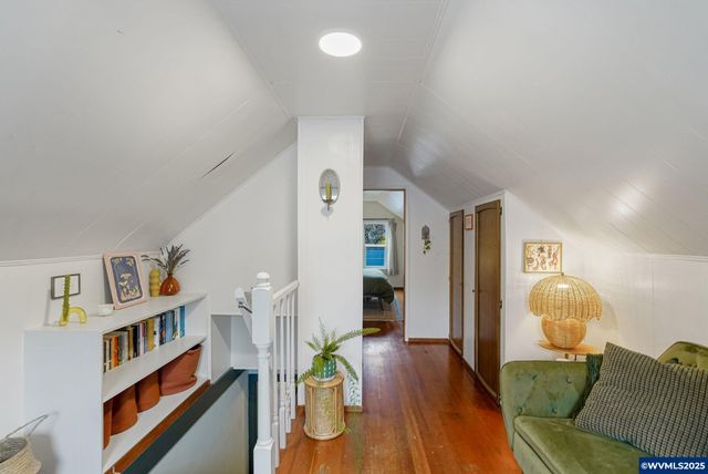 1575 19th St NE, Salem, OR 97301