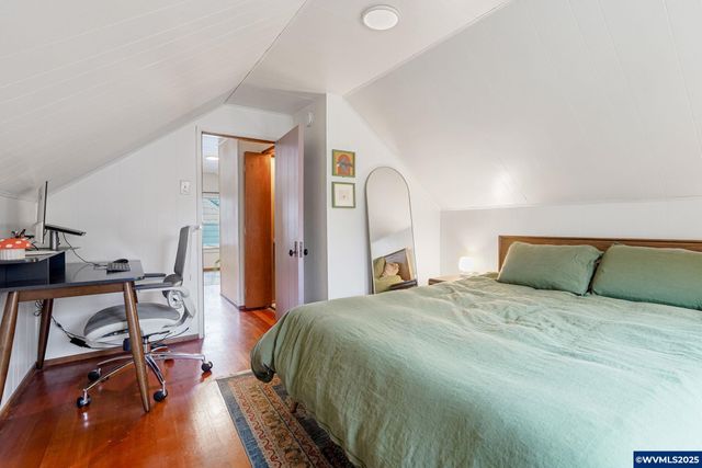 1575 19th St NE, Salem, OR 97301