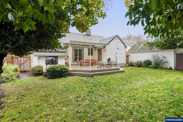 1575 19th St NE, Salem, OR 97301