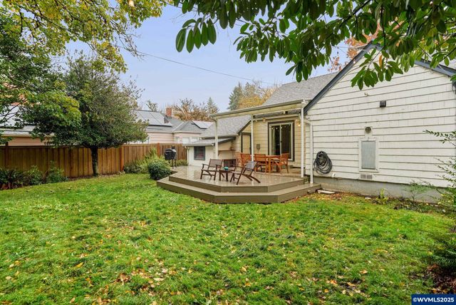 1575 19th St NE, Salem, OR 97301