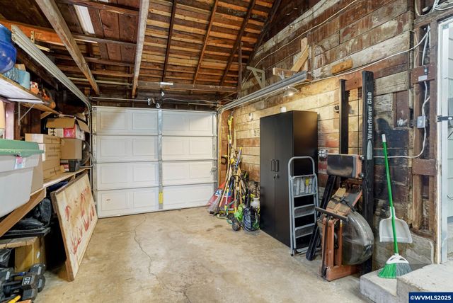 1575 19th St NE, Salem, OR 97301