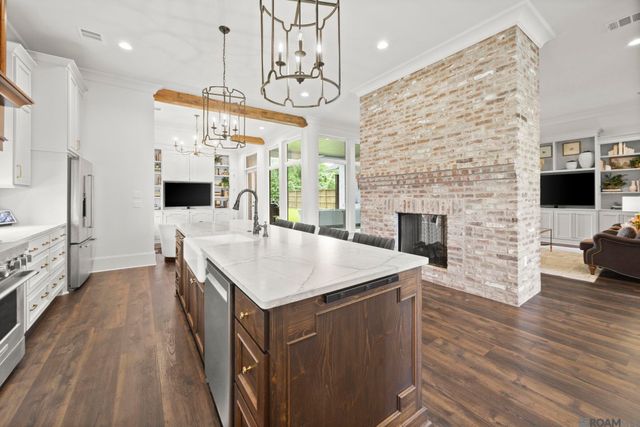 36365 Royal Oak Dr, Prairieville, LA 70769