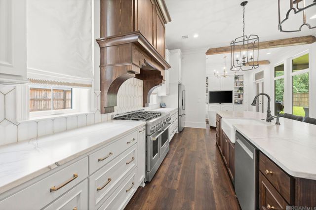 36365 Royal Oak Dr, Prairieville, LA 70769