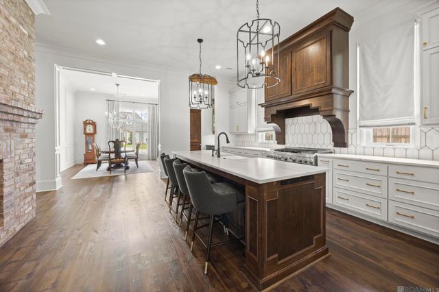 36365 Royal Oak Dr, Prairieville, LA 70769