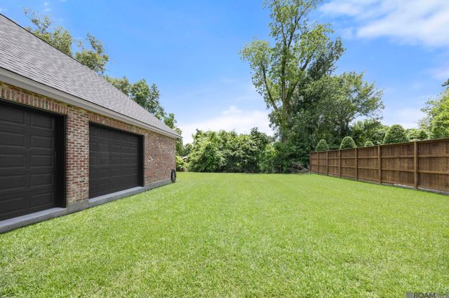 36365 Royal Oak Dr, Prairieville, LA 70769