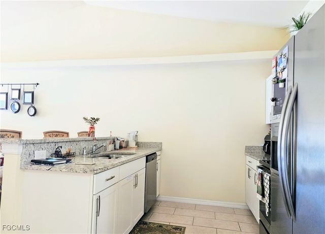 526-600 Skyline BLVD, Cape Coral, FL 33991