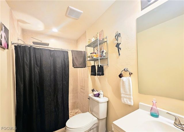 526-600 Skyline BLVD, Cape Coral, FL 33991