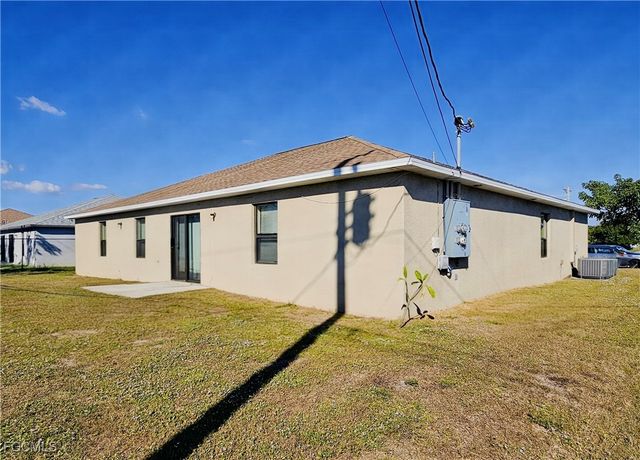 526-600 Skyline BLVD, Cape Coral, FL 33991