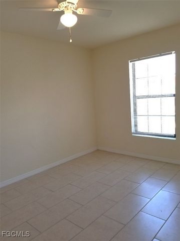 526-600 Skyline BLVD, Cape Coral, FL 33991