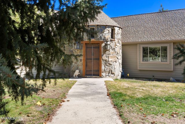 220 Limousin Court, Genoa, NV 89411