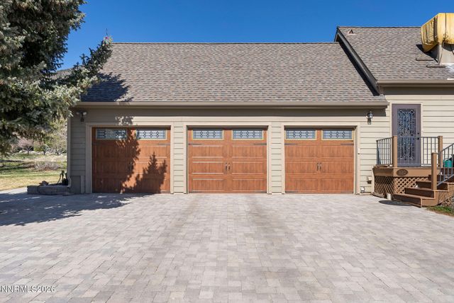 220 Limousin Court, Genoa, NV 89411