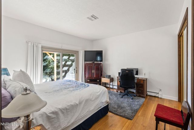 220 Limousin Court, Genoa, NV 89411