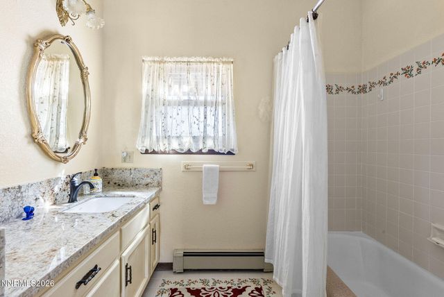 220 Limousin Court, Genoa, NV 89411