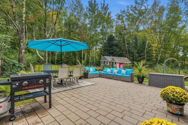 111 Ferry Rd, Salisbury, MA 01952