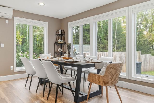 111 Ferry Rd, Salisbury, MA 01952