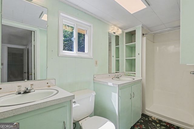 138 Taylors Chapel Road, Rabun Gap, GA 30568