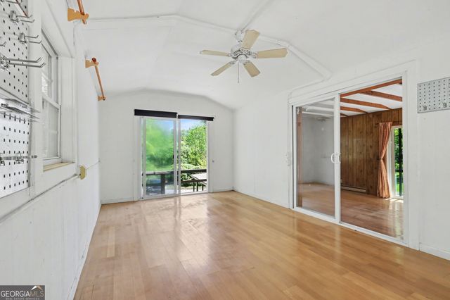 138 Taylors Chapel Road, Rabun Gap, GA 30568