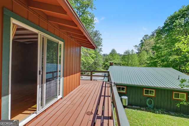 138 Taylors Chapel Road, Rabun Gap, GA 30568