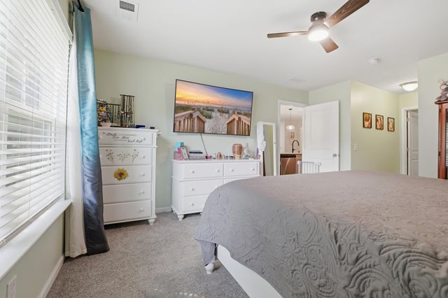 100 Oak Leaf Dr., Longs, SC 29568