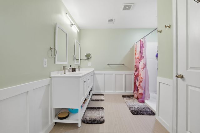 100 Oak Leaf Dr., Longs, SC 29568
