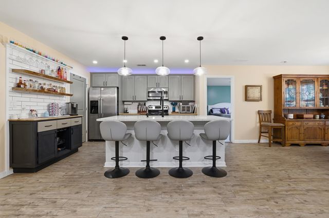 100 Oak Leaf Dr., Longs, SC 29568