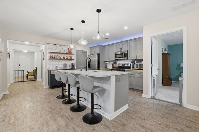 100 Oak Leaf Dr., Longs, SC 29568