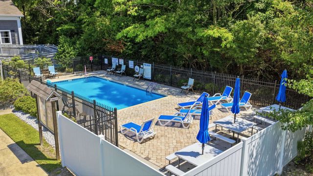 100 Oak Leaf Dr., Longs, SC 29568