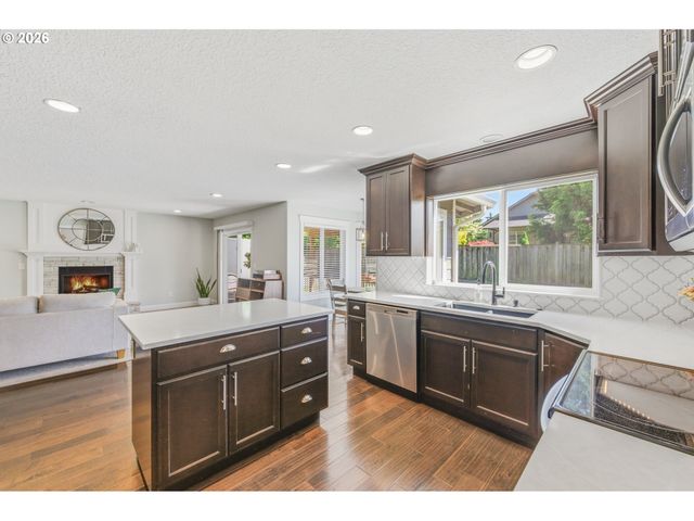 4713 Ne 48TH St, Vancouver, WA 98661