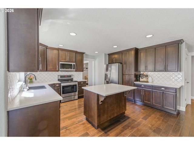4713 Ne 48TH St, Vancouver, WA 98661