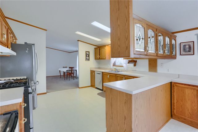 903 Chester Dr, Cranberry Twp, PA 16066