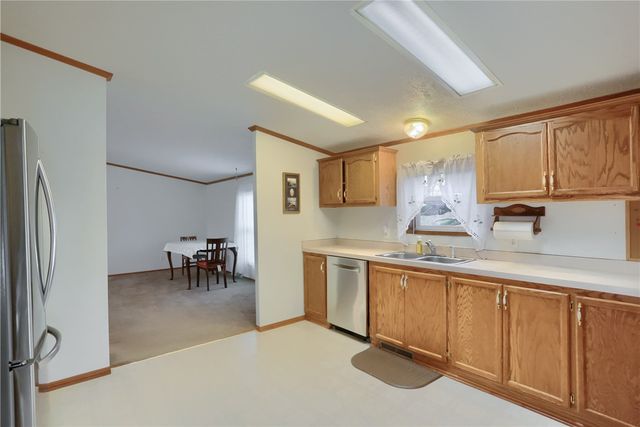 903 Chester Dr, Cranberry Twp, PA 16066